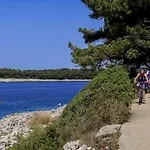 Οργανωμένο κάμπινγκ Easyatent Cikat *